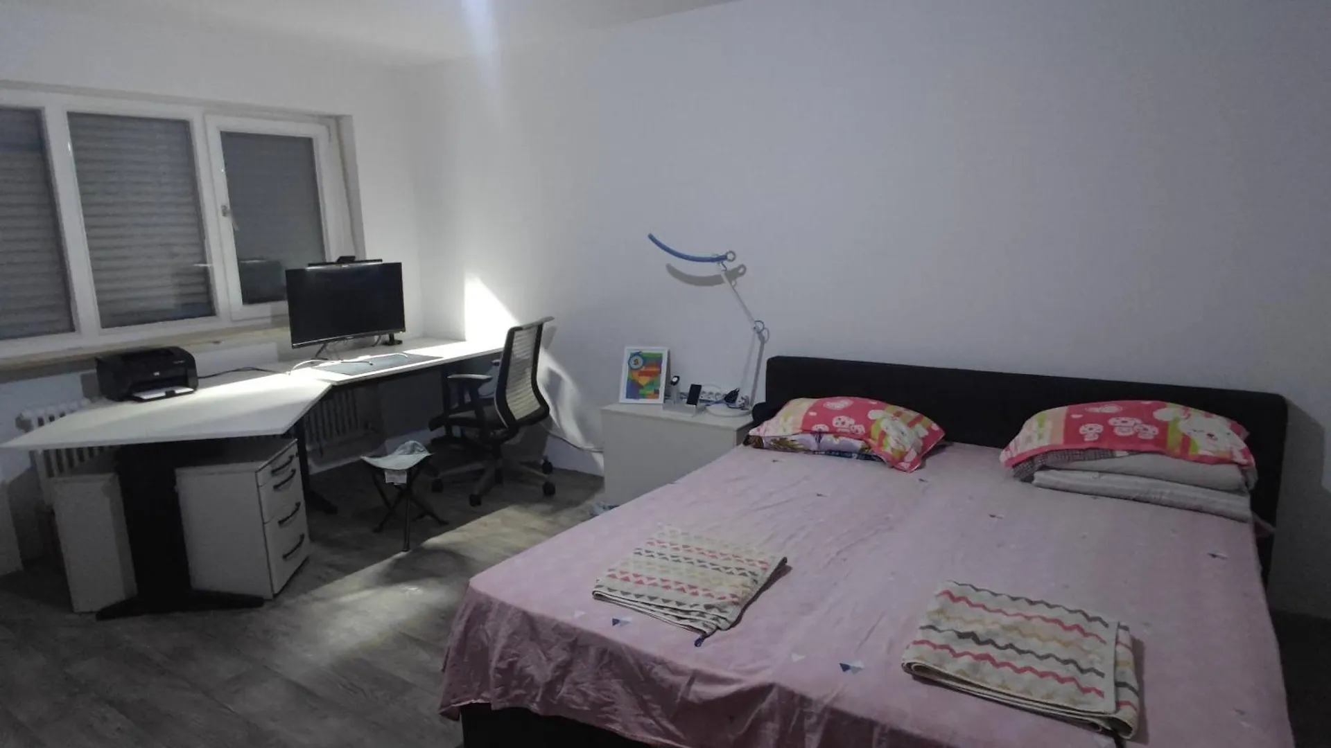 Munich M Zone, Quiet Large Living Room, Terrace Almanya
